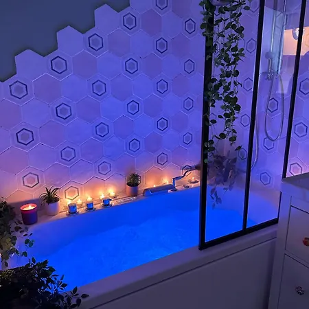 En Couleurs Apartment Sete